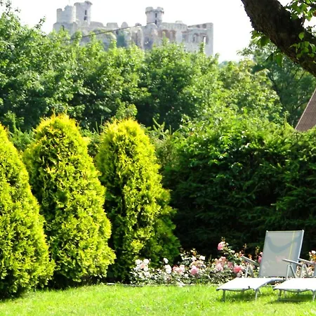 Skalny Apartamenty, Ogrodzieniec