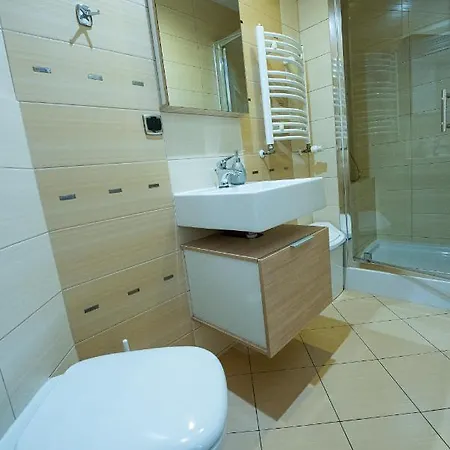 Skalny Apartamenty, * Ogrodzieniec