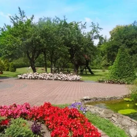 Skalny Apartamenty, - Ogrod, Spokoj I Natura مزرعة للإقامة أوغرودجينيتس