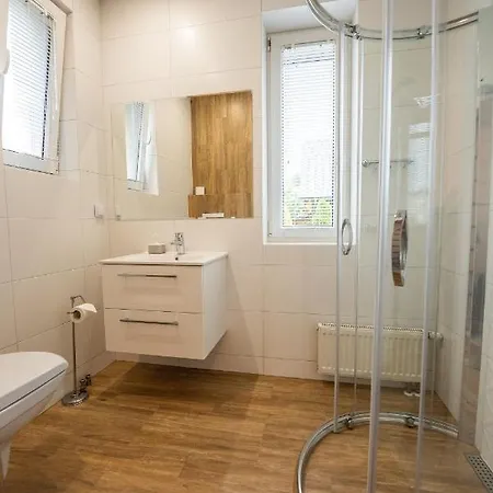 Skalny Apartamenty, Ogrodzieniec