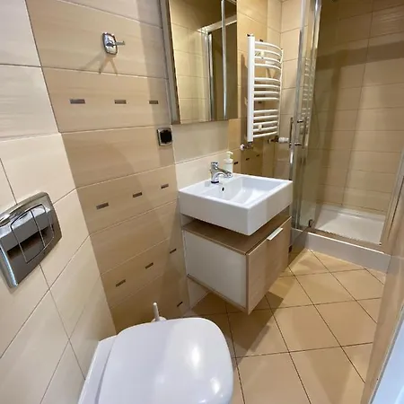 Skalny Apartamenty, * Ogrodzieniec